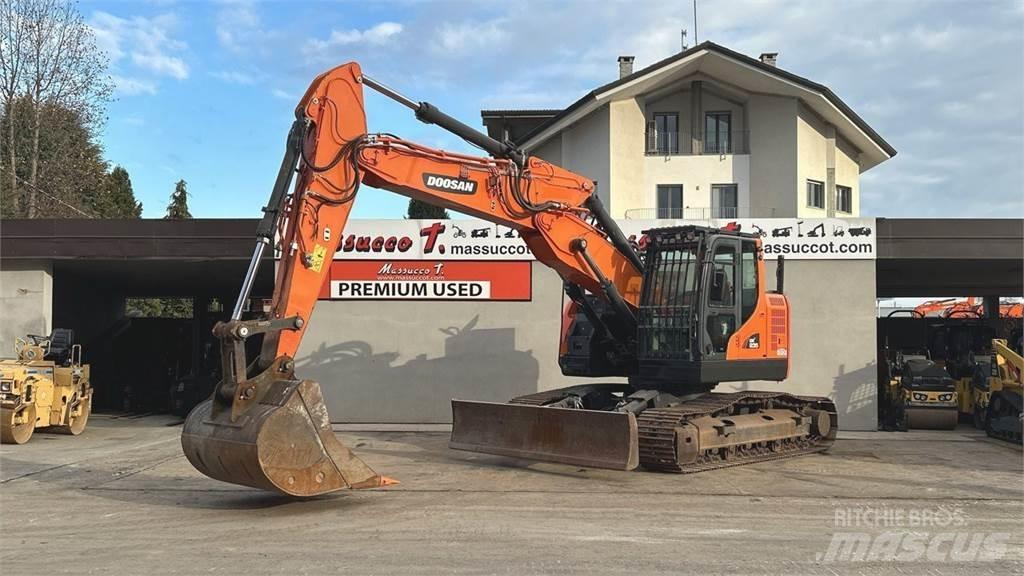 Doosan DX235LCR-5 Kāpurķēžu ekskavatori