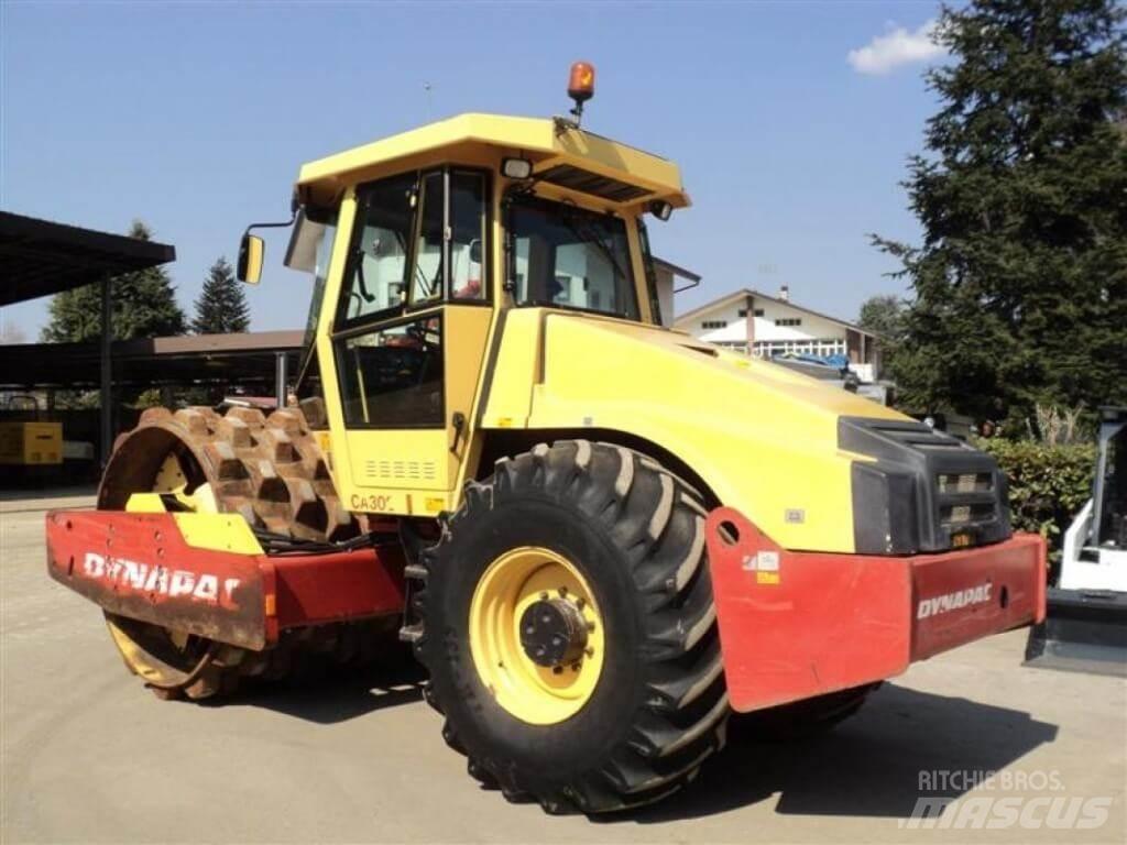Dynapac CA302PD Augsnes blīvētāji