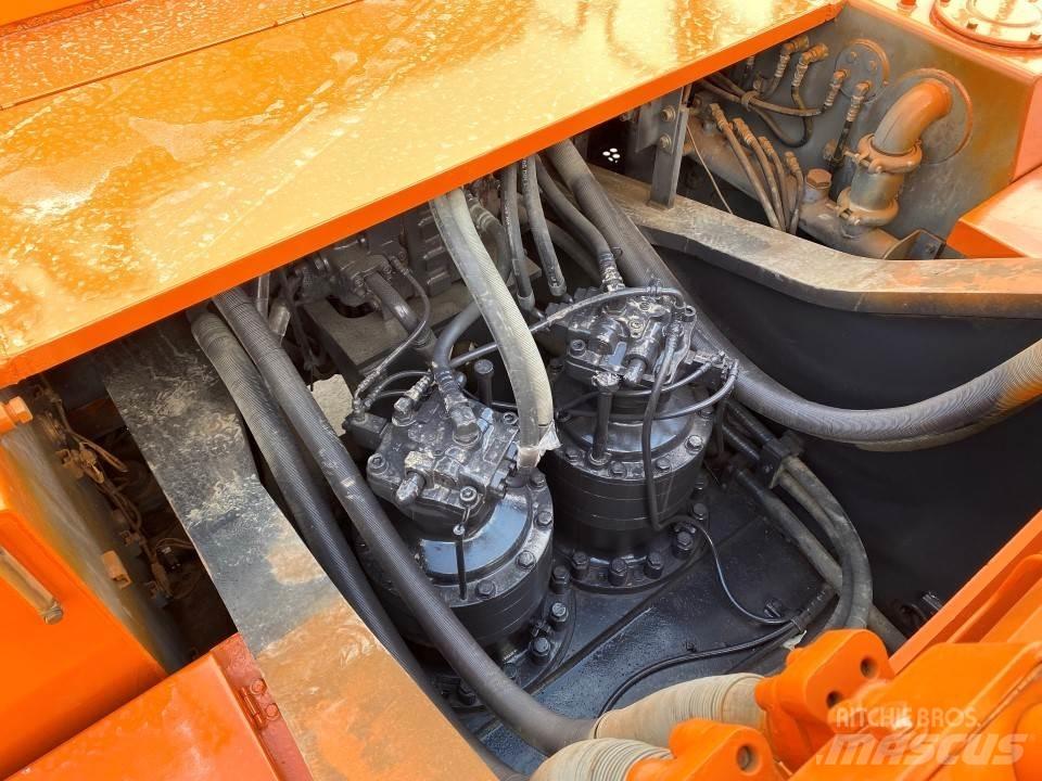 Hitachi EX800 Kāpurķēžu ekskavatori