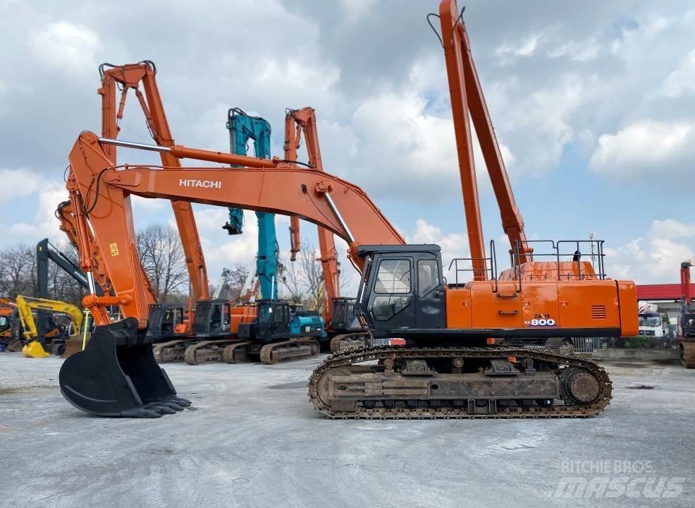 Hitachi EX800 Kāpurķēžu ekskavatori