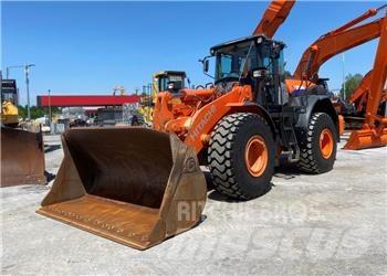 Hitachi ZW250-6 Iekrāvēji uz riteņiem