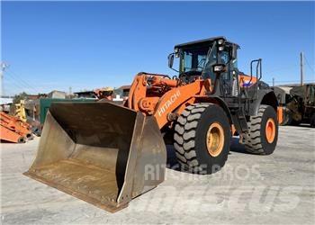 Hitachi ZW250-6 Iekrāvēji uz riteņiem