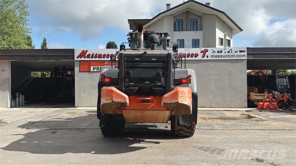 Hitachi ZW310-6 Iekrāvēji uz riteņiem