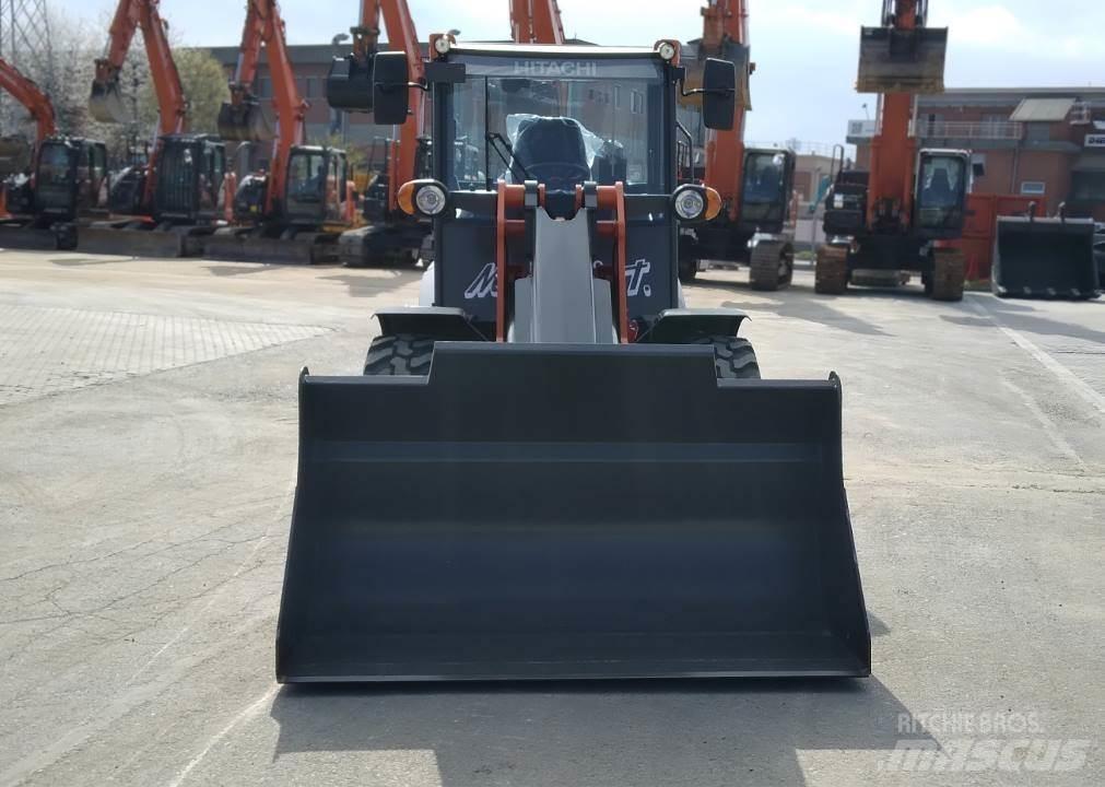 Hitachi ZW75 – 6C Iekrāvēji uz riteņiem