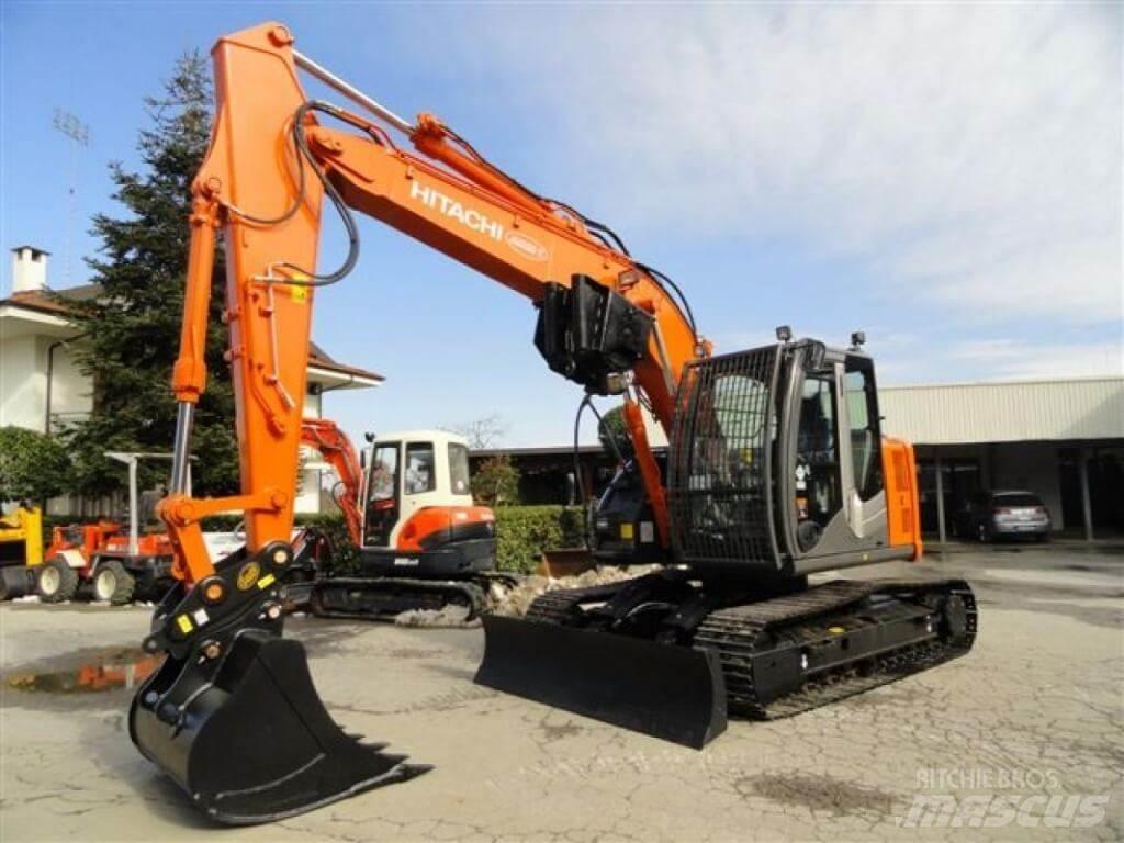 Hitachi ZX135 US-6 Ekskavatori