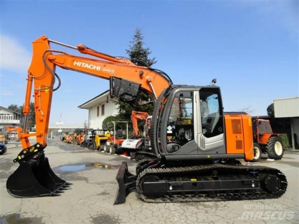 Hitachi ZX135 US-6 Ekskavatori