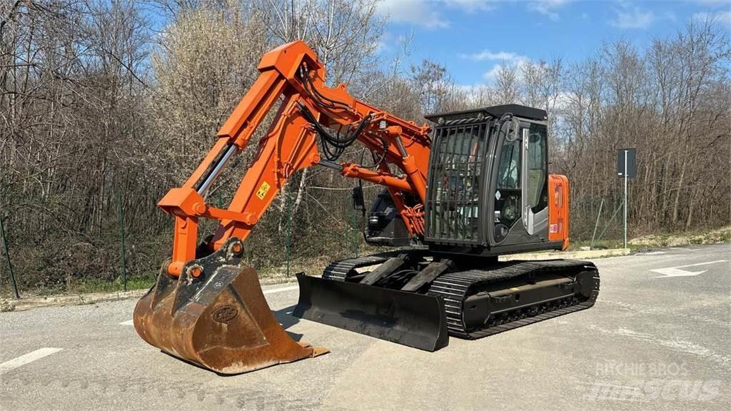 Hitachi ZX135US-3 Vidēja lieluma ekskavatori 7 t - 12 t