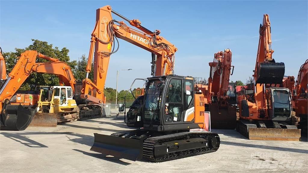 Hitachi ZX135US-7 Vidēja lieluma ekskavatori 7 t - 12 t