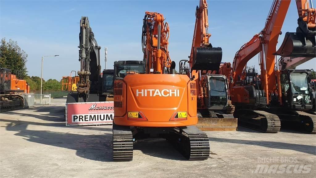 Hitachi ZX135US-7 Vidēja lieluma ekskavatori 7 t - 12 t