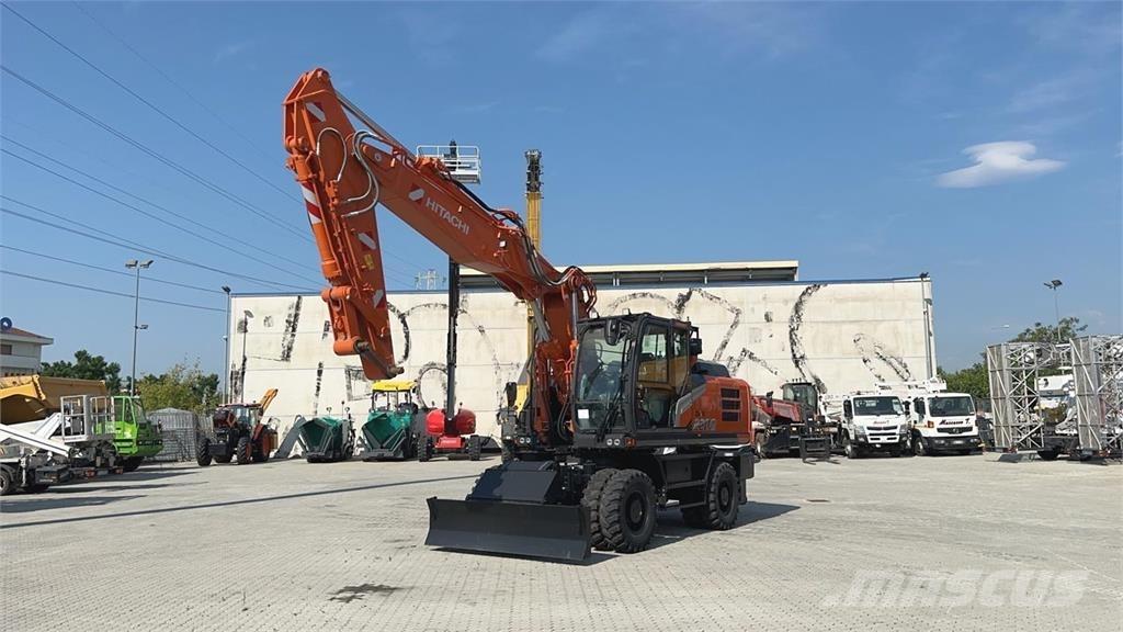 Hitachi ZX220W-7 Ekskavatori uz riteņiem