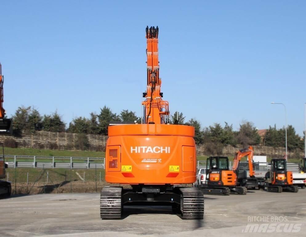 Hitachi ZX225USLC-6 Kāpurķēžu ekskavatori