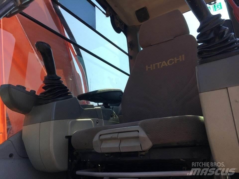 Hitachi ZX250LCN-5B Kāpurķēžu ekskavatori
