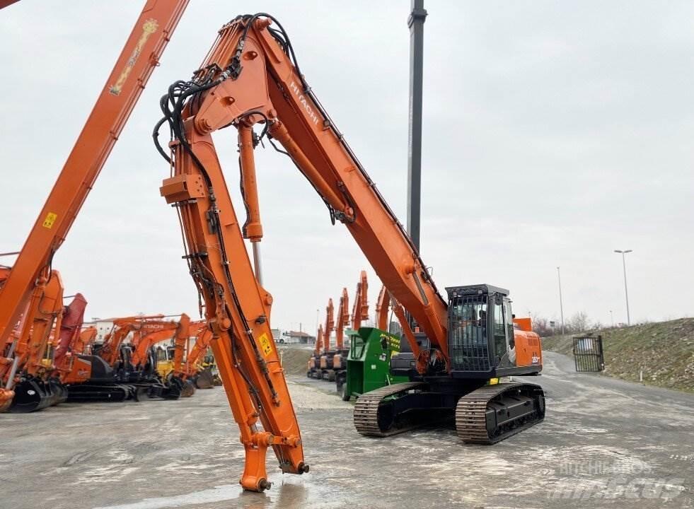 Hitachi ZX350LCN-3 DEM Kāpurķēžu ekskavatori