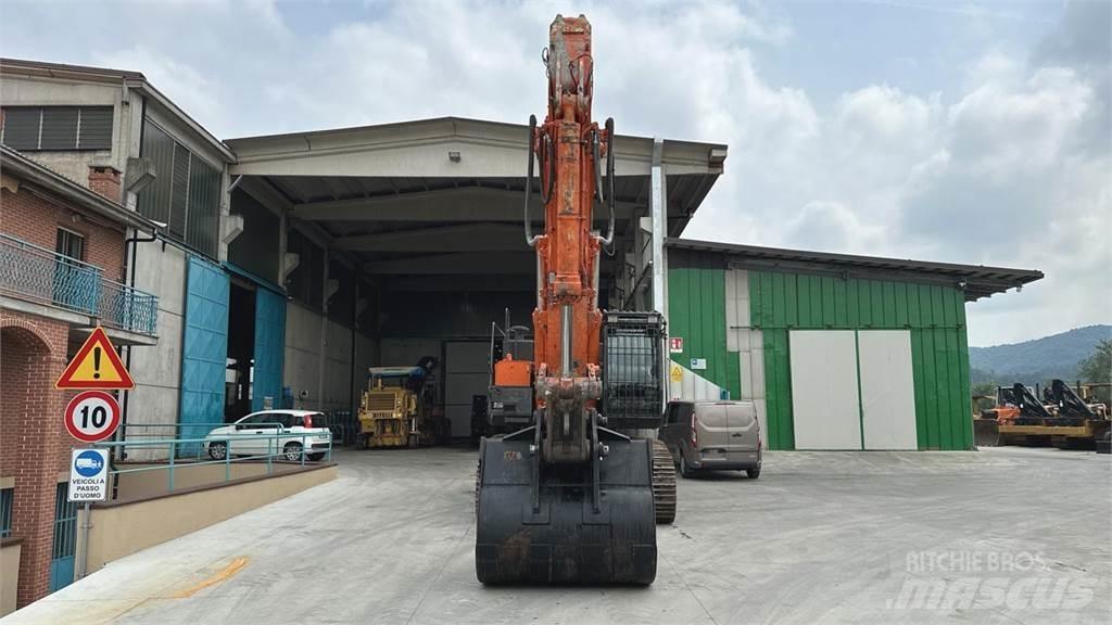 Hitachi ZX470LCH-5B Kāpurķēžu ekskavatori