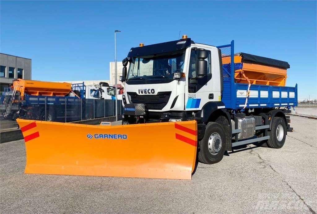 Iveco TRAKKER 360 Sniega naži un tīrītāji