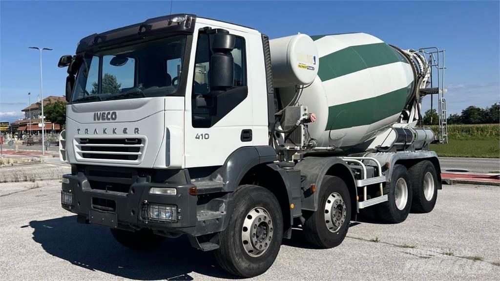Iveco Trakker 410 8X4 Betonvedēji