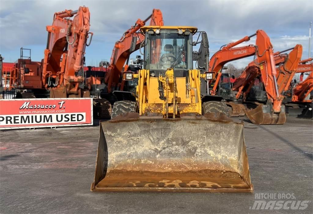 JCB 426 ZX Iekrāvēji uz riteņiem