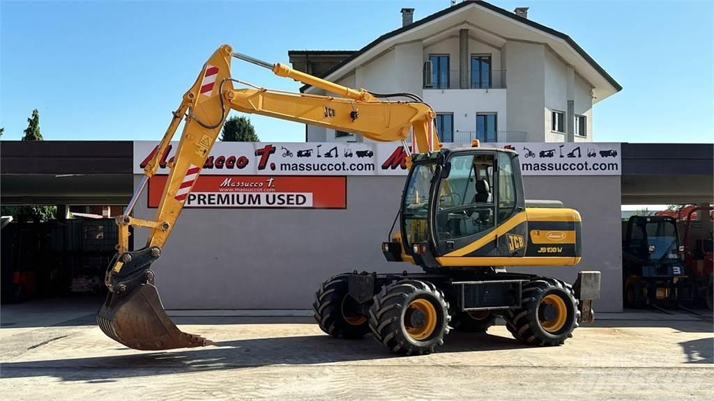 JCB JS130W 4x4 Ekskavatori uz riteņiem