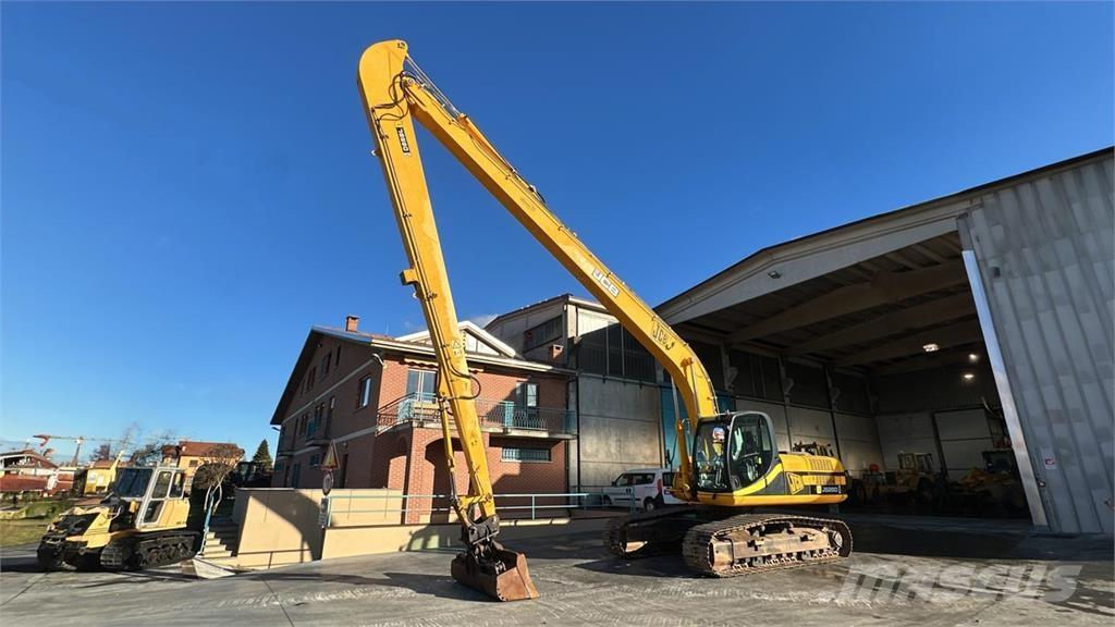 JCB JS260NC SLF Kāpurķēžu ekskavatori