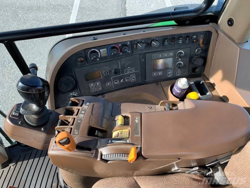 John Deere 7930 4X4 Sniega naži un tīrītāji