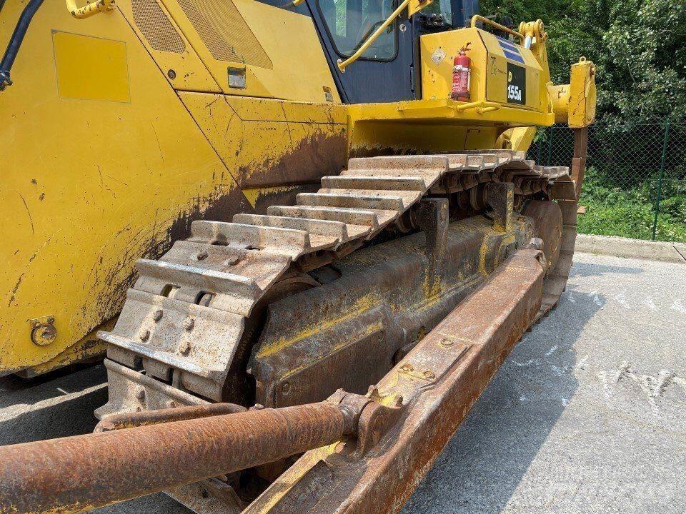 Komatsu D155A-3 Kāpurķēžu buldozeri