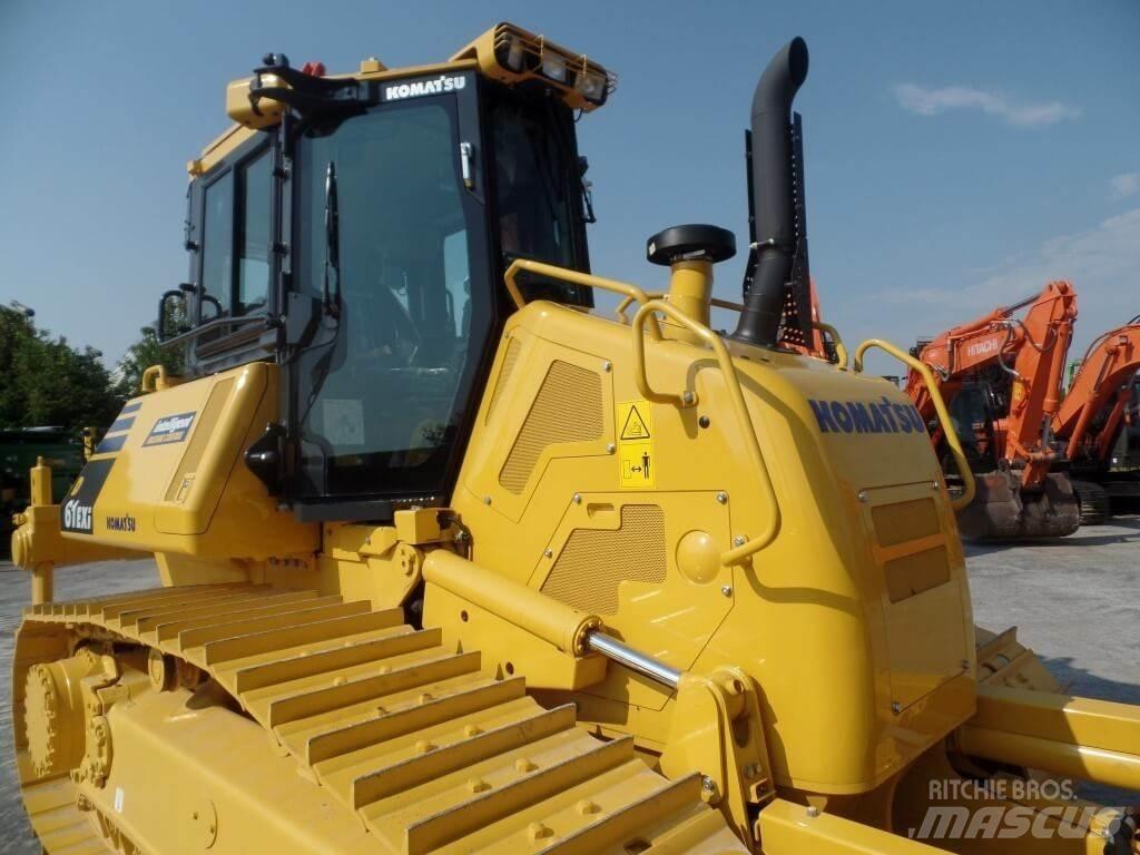 Komatsu D61 EXi Kāpurķēžu buldozeri