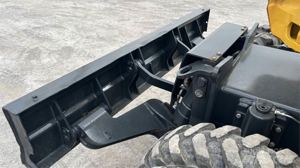 Komatsu PW118MR-11 Ekskavatori uz riteņiem