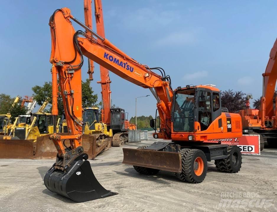 Komatsu PW180-7EO Ekskavatori uz riteņiem