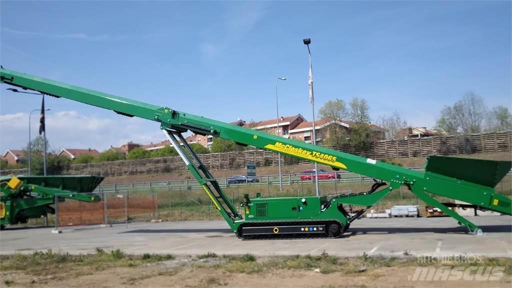 McCloskey TS4065 V2 Atkritumu konveijeri