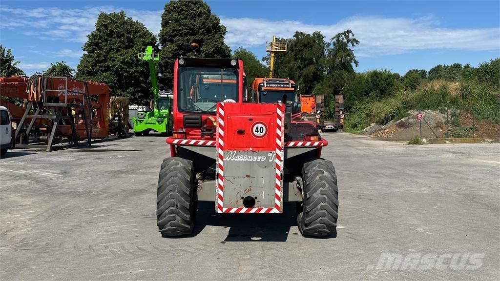 Merlo P38.13 4X4 Teleskopiskie manipulatori