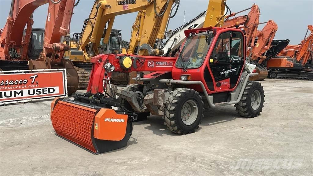 Merlo P38.13 LOX Teleskopiskie manipulatori