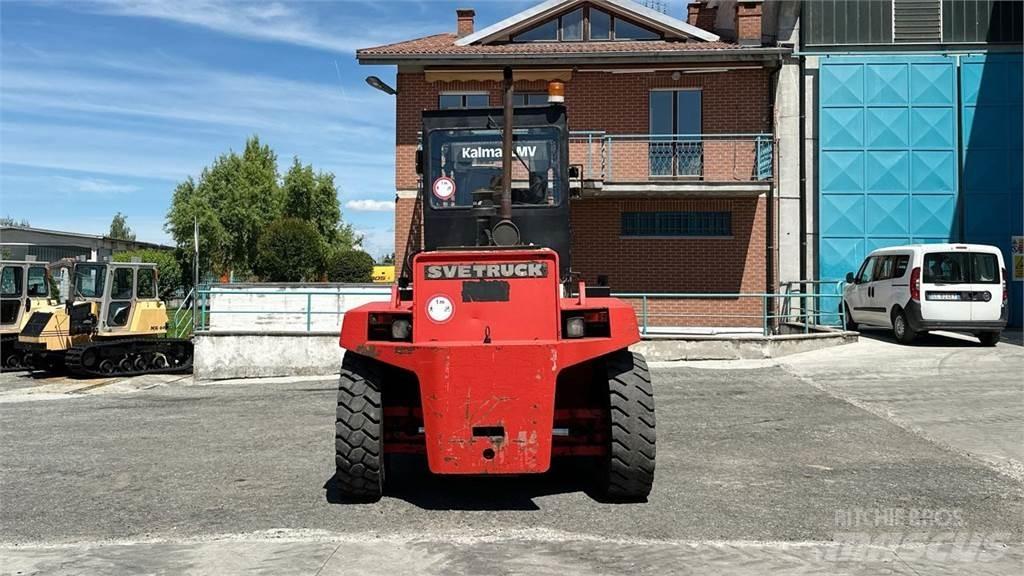 Svetruck 12-120 35 Tehnika ar dīzeļa dzinēju