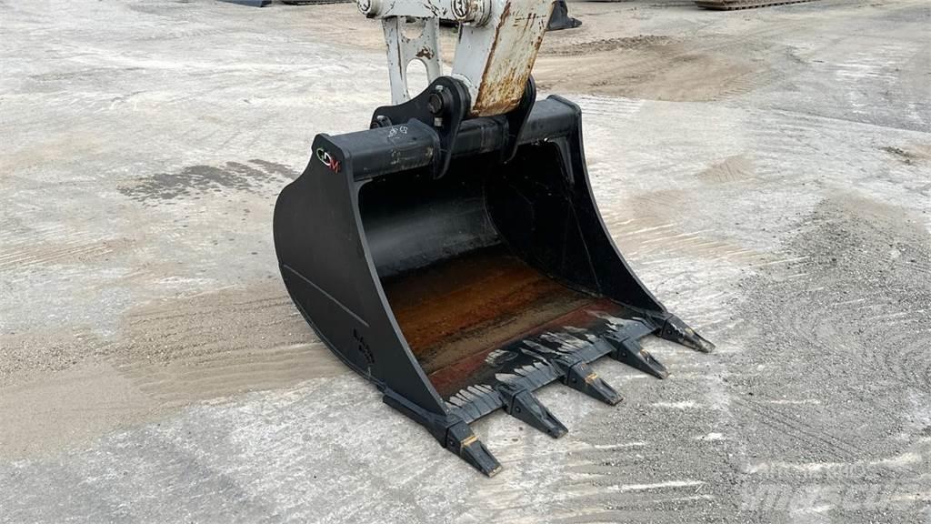 Takeuchi TB2150R Vidēja lieluma ekskavatori 7 t - 12 t