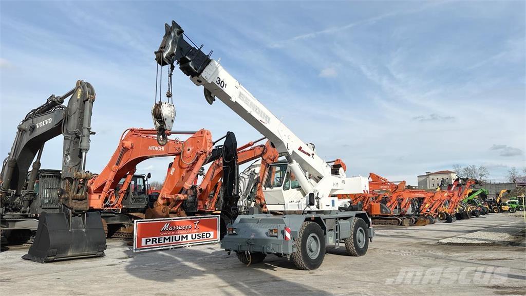 Terex A300 4x4 Visurgājēji celtņi