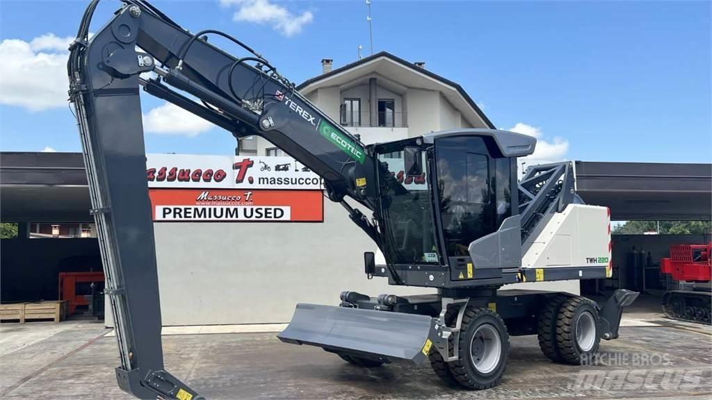 Terex TWH 220 S5 Ekskavatori uz riteņiem
