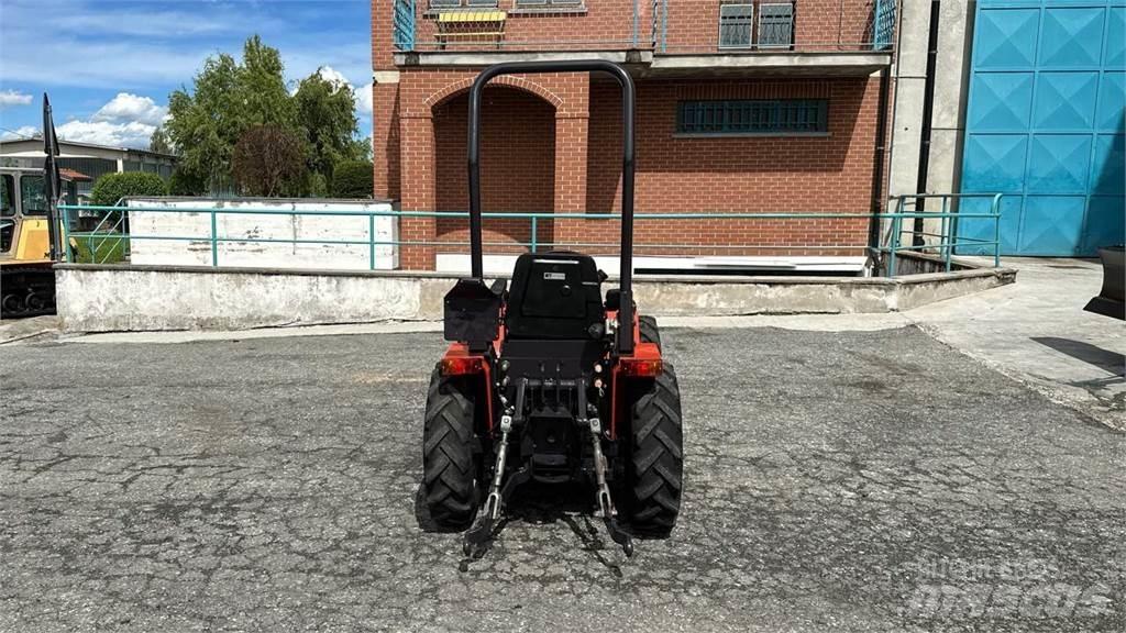  Tigretrac 3800 4x4 Sniega naži un tīrītāji