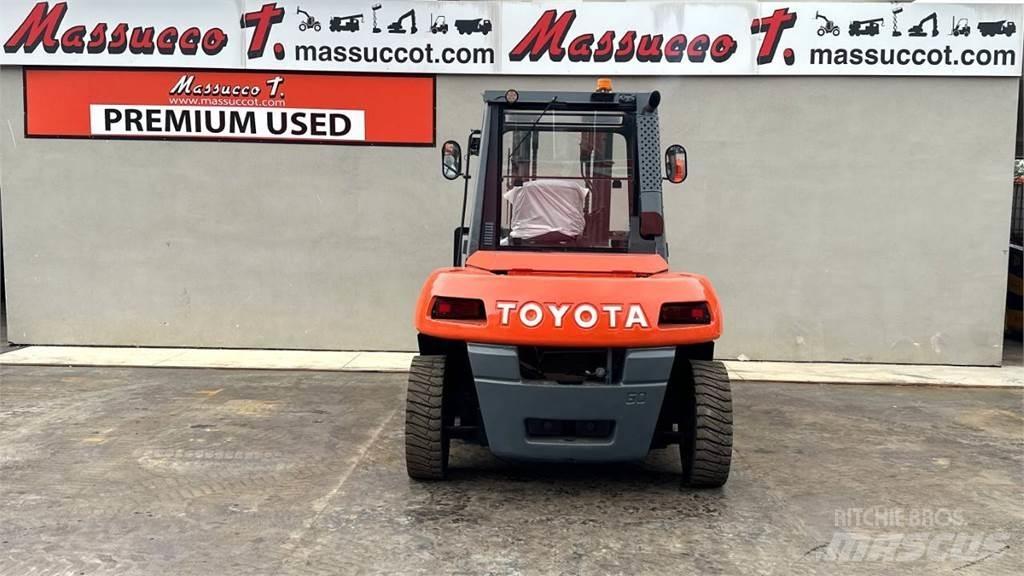 Toyota 50-5FD60 Tehnika ar dīzeļa dzinēju