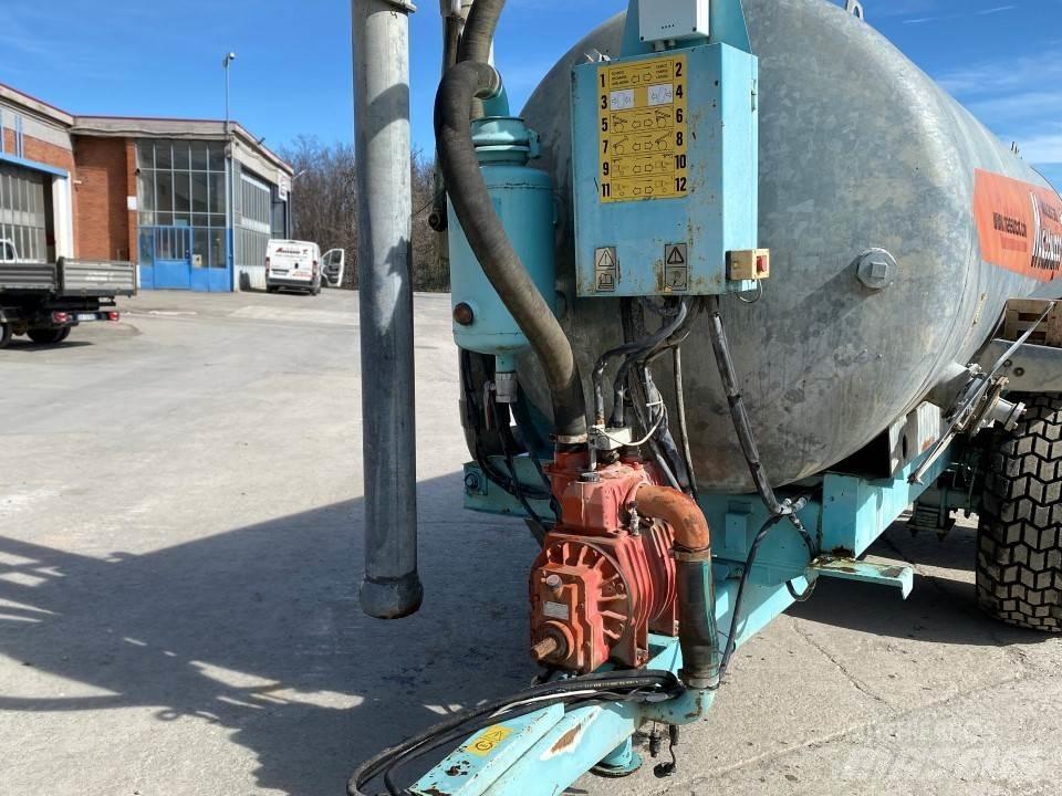 Vaia MB 141 Autocisterna