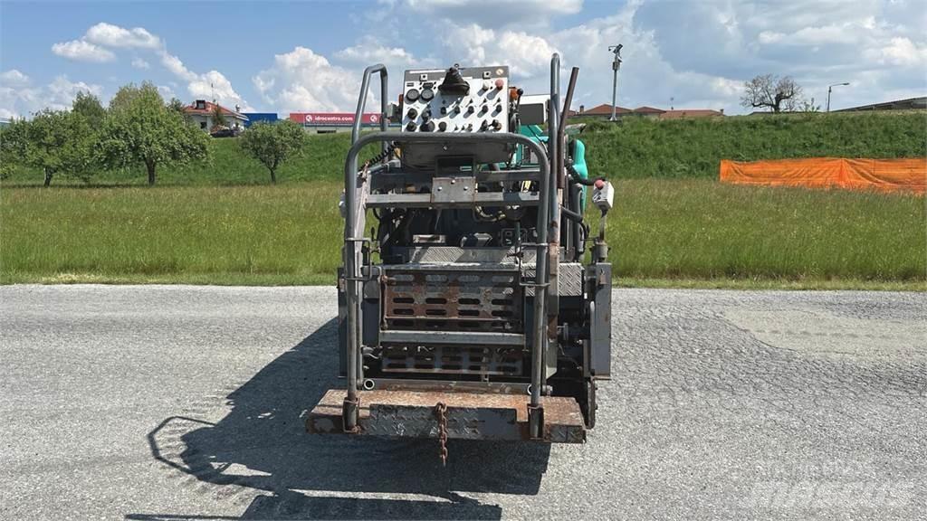 Vögele Super 800 Asfalta klājēji
