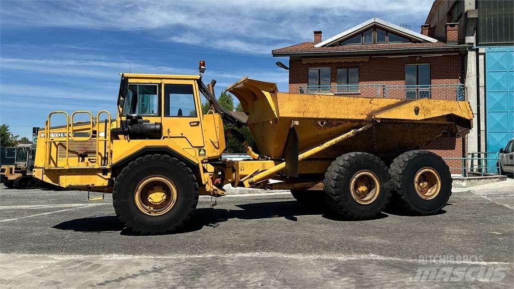 Volvo A25C 6X6 Mini pašizgāzēji
