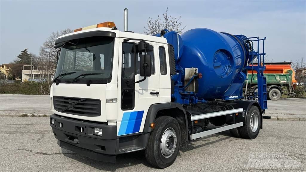 Volvo FL6 4X2 Betonvedēji