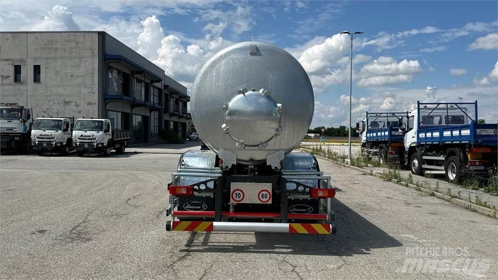 Volvo FMX 6X6 Autocisterna