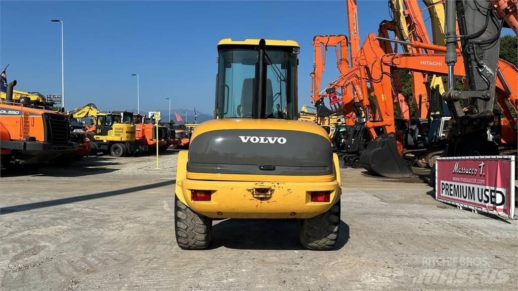 Volvo L 40 B-TP Iekrāvēji uz riteņiem