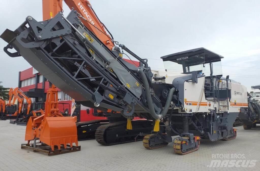Wirtgen W200i Asfalta dzesēšanas iekārtas