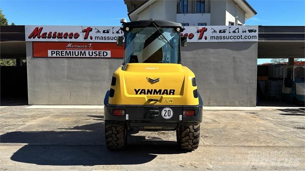 Yanmar V100 Iekrāvēji uz riteņiem