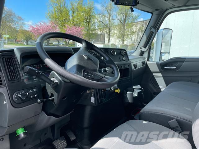 International MV Kravas automašīnas - refrižeratori