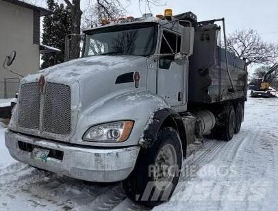 Kenworth T300 Pašizgāzējs