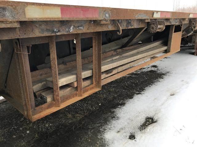 Manac Deck Platformas/izkraušana no sāniem