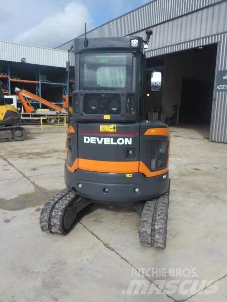 Develon DX27Z-7 Mini ekskavatori < 7 t