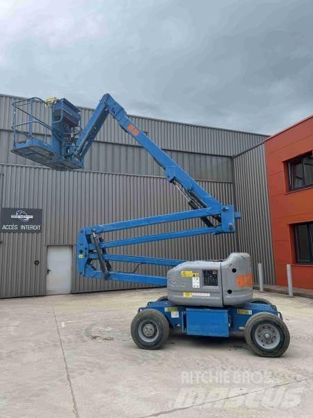 Genie Z45/25 Strēles pacēlāji